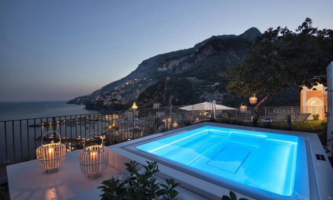 Amalfi Villa | 300 m² Villa ∙ 4 bedrooms ∙ 8 guests