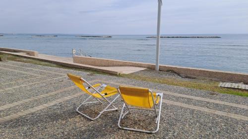 Oroklini Apartment | 30meters from the sea apartment in Larnaca