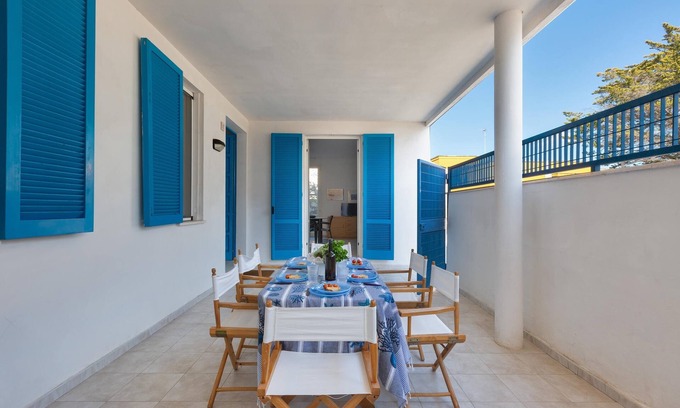 San Foca Apartment | 3184 Villino La Tramontana by Barbarhouse