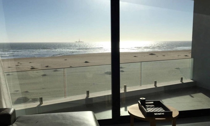Long Beach Condo | 32 Bay View Suites