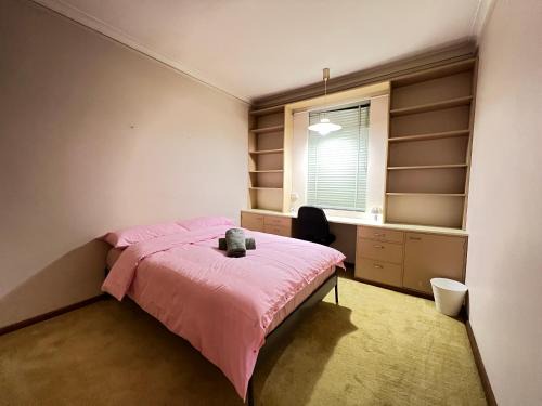 Epping House | 33 Room