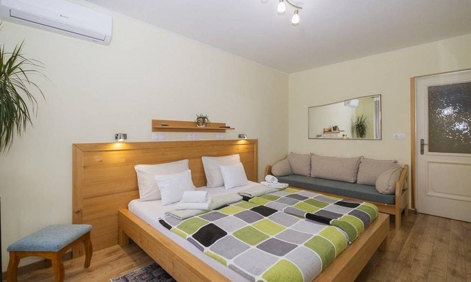 Heviz Apartment | 34 m² Apartment ∙ 1 bedroom ∙ 3 guests