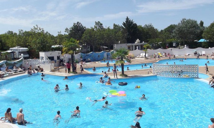 Saint-Thomas-de-Conac House | 34 m² Mobile home ∙ 3 bedrooms ∙ 6 guests