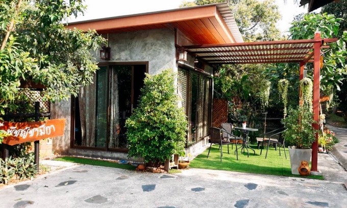 Amphawa Resort | 35 m² Resort ∙ 5 guests