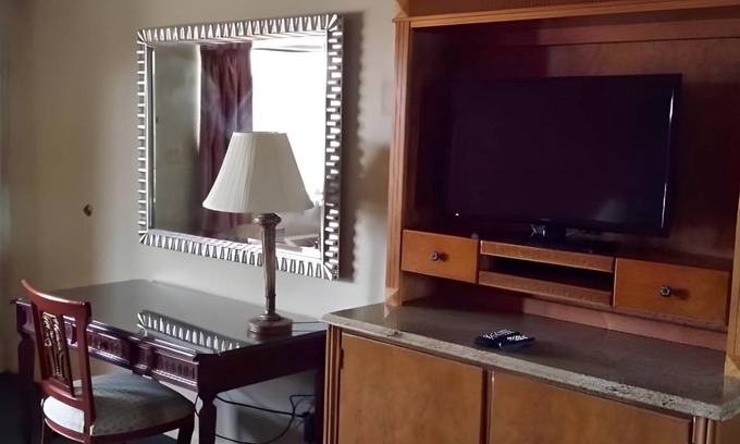 Clear Lake Shores Hotel | 36 m² Motel ∙ 127 guests