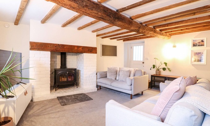 Ticknall Cottage | 36 Main Street