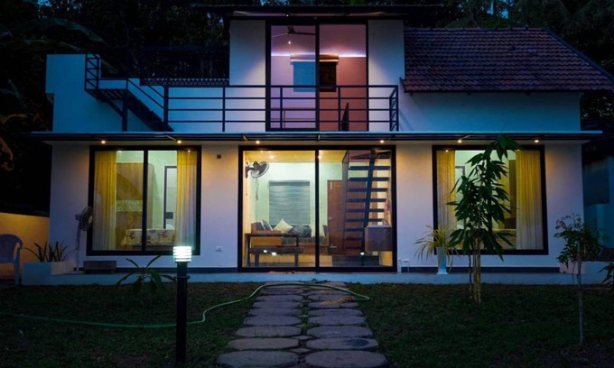 Mathilil House | 365 m² House ∙ 2 bedrooms ∙ 5 guests