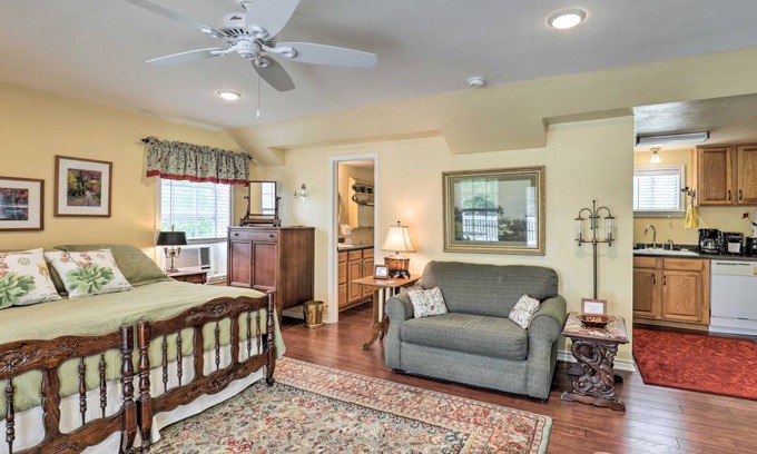 Oakwood Apartment | 37 m² Apartment ∙ 3 guests