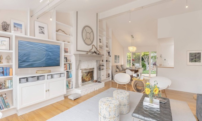 Carmel Point House | 3897 Driftwood - Walk to Beach & Mission, Hot Tub