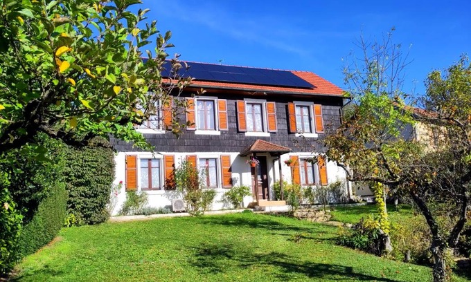Montbeliard House | 39 m² Gîte ∙ 1 bedroom ∙ 3 guests