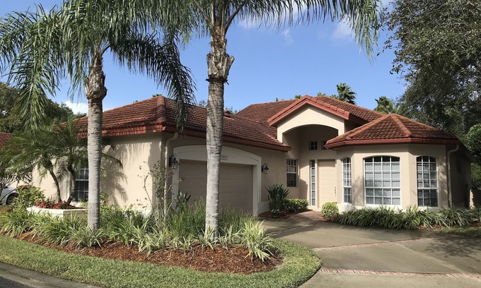 Palmer Ranch House | 3BR/2BA Charming House ~6miles from Siesta Key Beach!