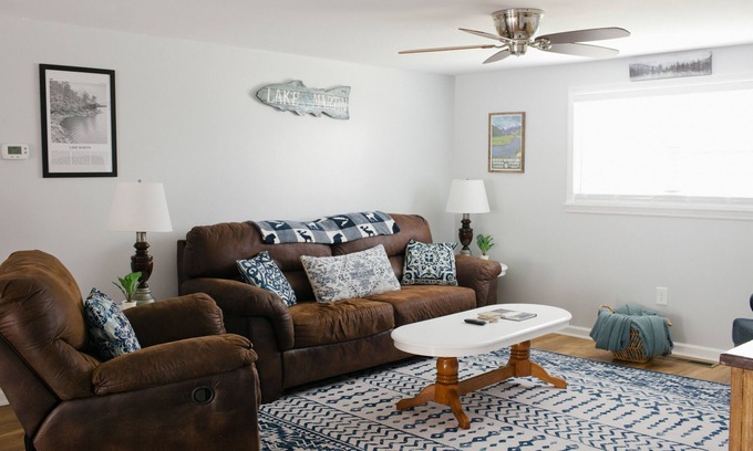 Alexander City House | 3BR Cozy Retreat | Pet-Friendly