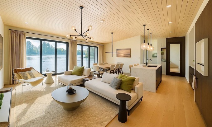 North Kawartha House | 3BR Lakefront Stay | Kayaks, Views & Cozy Spaces