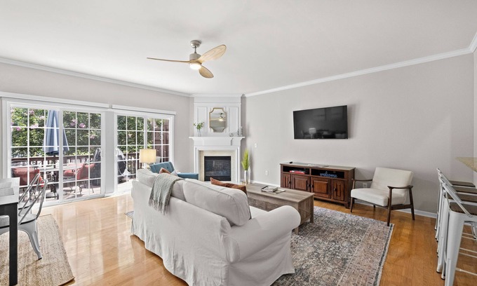 Charlotte House | 3BR Townhome Quiet Family Area in South Park w/Balcony, BBQ, Work Space, & WiFi