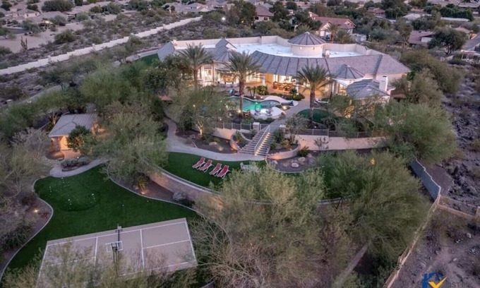 Saddle View Estates House | 3MILLION$ LUXURY MANOR+SPORTCOURT+THEATER+GYM+GOLF