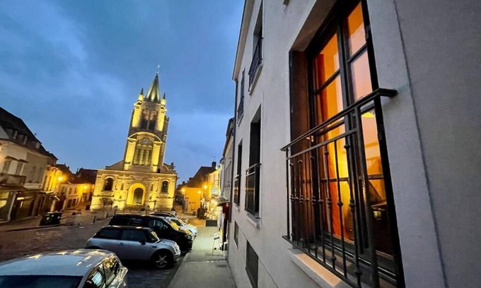 Montfort-l'Amaury Apartment | 3p apartment in the center of Montfort l'Amaury