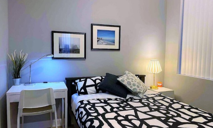 Armour Square Condo | 4 #2S - 5 Bedroom Condo - McCormick Place, Wintrust Arena, Chinatown
