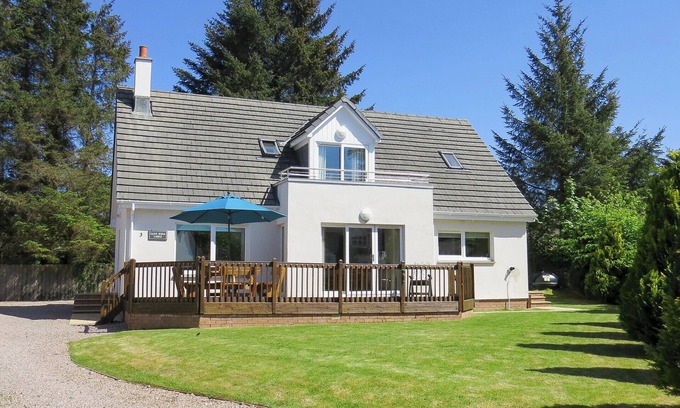 Brodick Cottage | 4 bedroom accommodation in Brodick, Isle of Arran