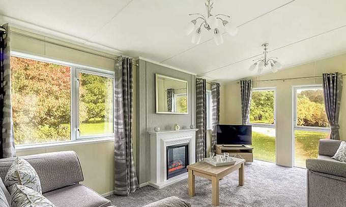Mablethorpe Ski Chalet | 4 bedroom accommodation in Mablethorpe