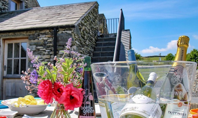 Low Newton Cottage | 4 bedroom accommodation in Backbarrow, near Newby Bridge