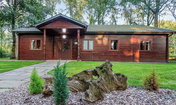 Overton-on-dee Ski Chalet | 4 bedroom accommodation in Ellesmere