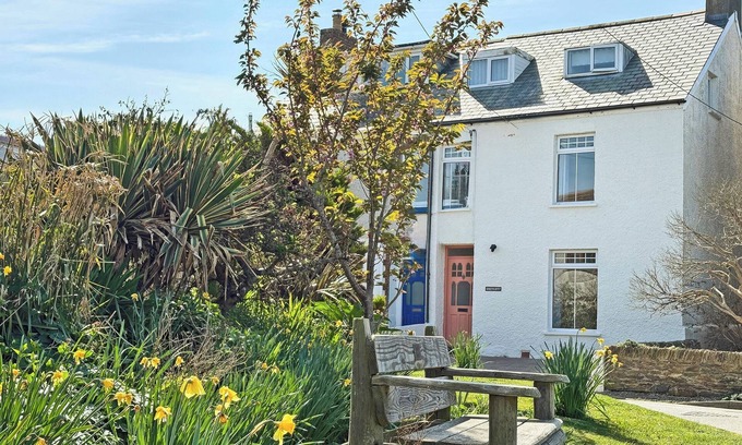 Crantock Cottage | 4 bedroom accommodation in Crantock