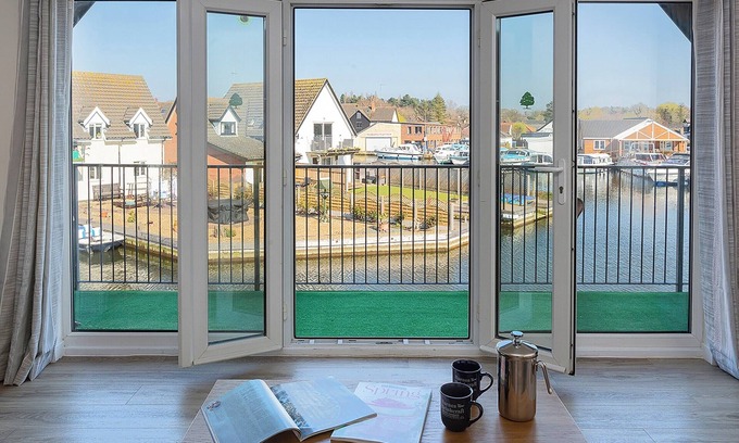 Hoveton Cottage | 4 bedroom accommodation in Wroxham