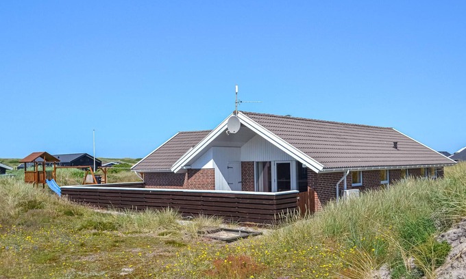 Hvide Sande House | 4 bedroom amazing home in Hvide Sande