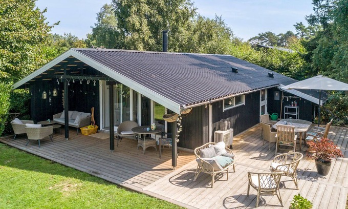 Idestrup House | 4 bedroom amazing home in Idestrup