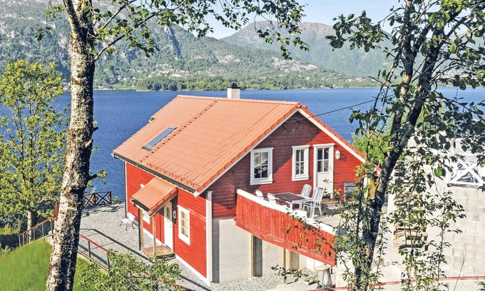 Vaksdal Municipality House | 4 bedroom beautiful home in Vaksdal