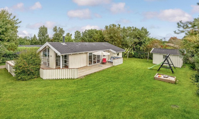 Skovmose House | 4 bedroom cozy home in Sydals
