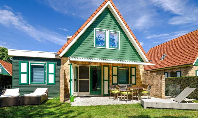 Zonnemaire House | 4 bedroom cozy home in Zonnemaire