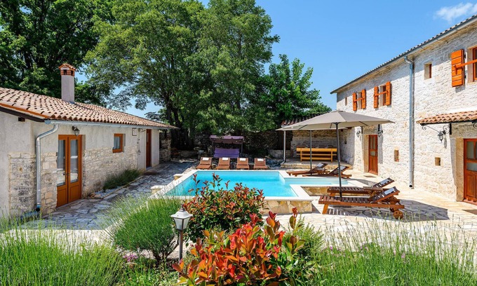 Rezanci House | 4 bedroom gorgeous home in Rezanci