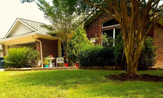 Wellborn House | 4 Bedroom Home - Close to A&M. Perfect for Aggie Events.