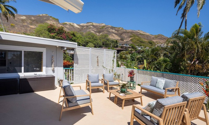 Lanikai House | 4-bedroom Lanikai Home, Saltwater Pool, walk to the beach