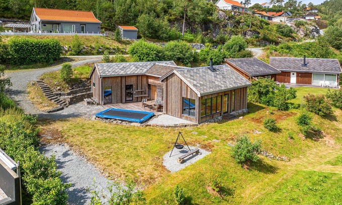 Strand Municipality House | 4 bedroom stunning home in Hjelmeland