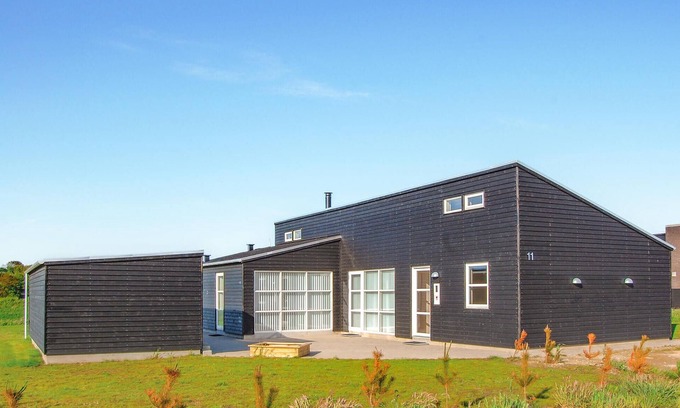 Nørre Lyngby House | 4 bedroom stunning home in Løkken
