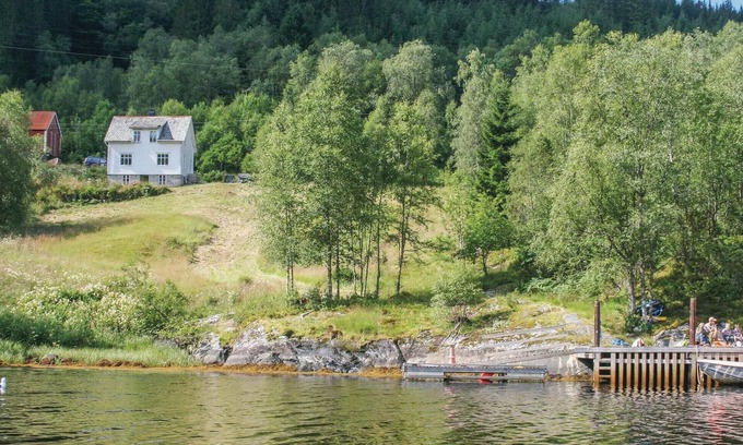 Fjaler House | 4 bedroom stunning home in Flekke
