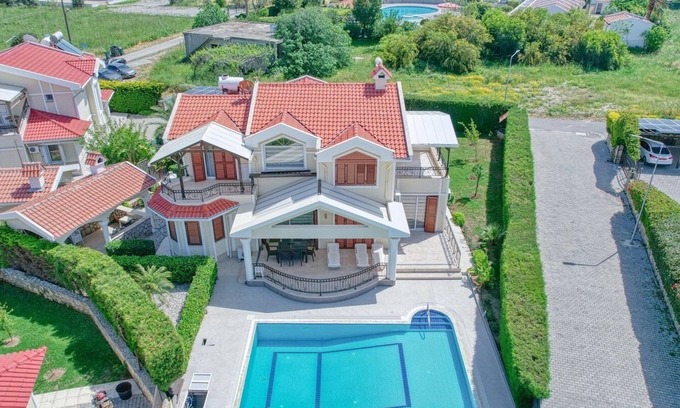 Karavas Villa | 4 Bedroom Villa in Kyrenia