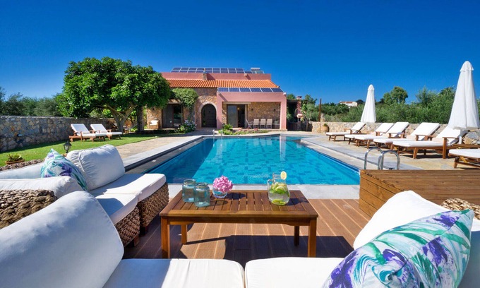 Litsarda Villa | 4-Bedroom Villa Litsarda