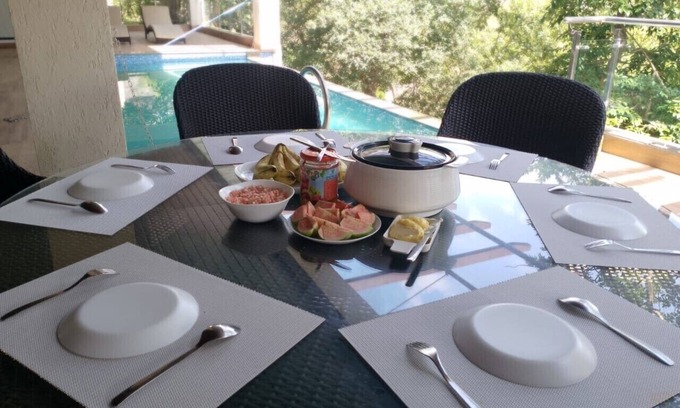 Lonavala Villa | 4 BHK VILLA WITH A PRIVATE INFINITY POOL SURROUNDED BY SERENE HILLS