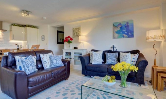 Hele Apartment | 4* GOLD AWARD-WINNING SPACIOUS,STUNNING ANNEXE,BEAUTIFUL SEA VIEWS,GARDEN,WIFI