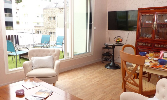Vannes Apartment | 4-person flat 3* in the heart of Vannes
