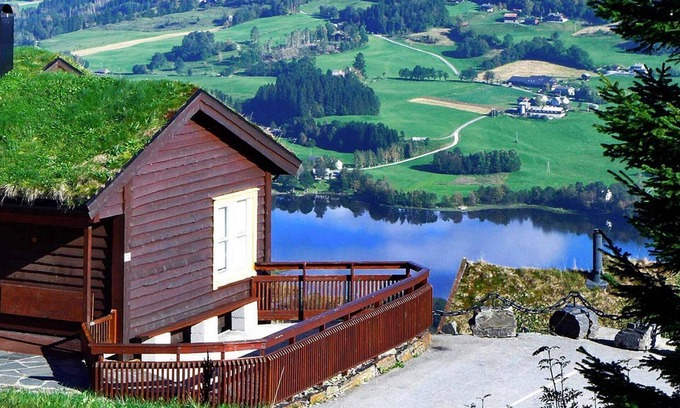 Skulestad Apartment | 4 person holiday home in skulestadmo