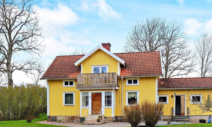 Trollhattan Municipality House | 4 person holiday home in UPPHÄRAD
