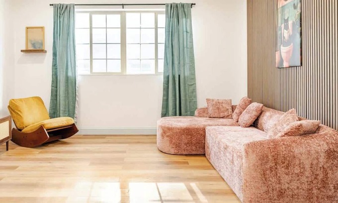 West Poplar Apartment | 4. Showa Era Charm In Historic Fishtown