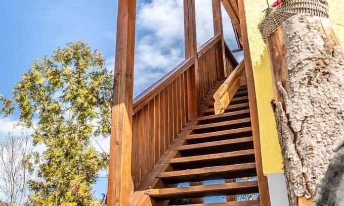 Burglengenfeld Apartment | 4-star vacation apartment Abendrot (75 m2) with small balcony and sunbathing lawn with outdoor seating area