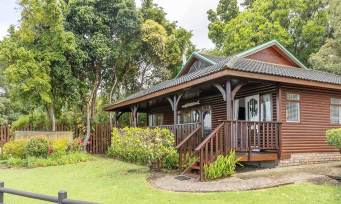 Knysna Ski Chalet | 4 TIDES @ Knysna River Club