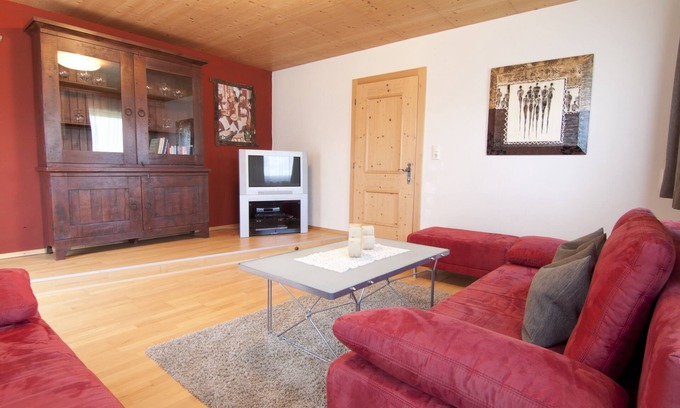 Schlitters House | 4 to 12 people, ski vacation, hiking vacation, cultural vacation, quiet dreamlike location