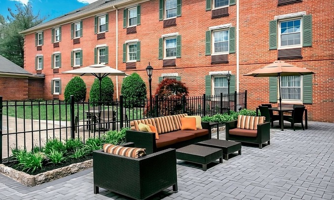 Tinton Falls Hotel | 4 Units Close to Newark Liberty Airport! Pet Friendly, Heated Pool & Starbucks!